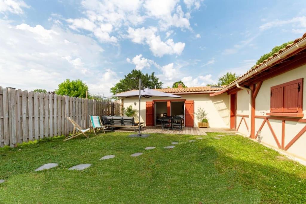 Maison Esprit Des Lois La Brede Exteriör bild