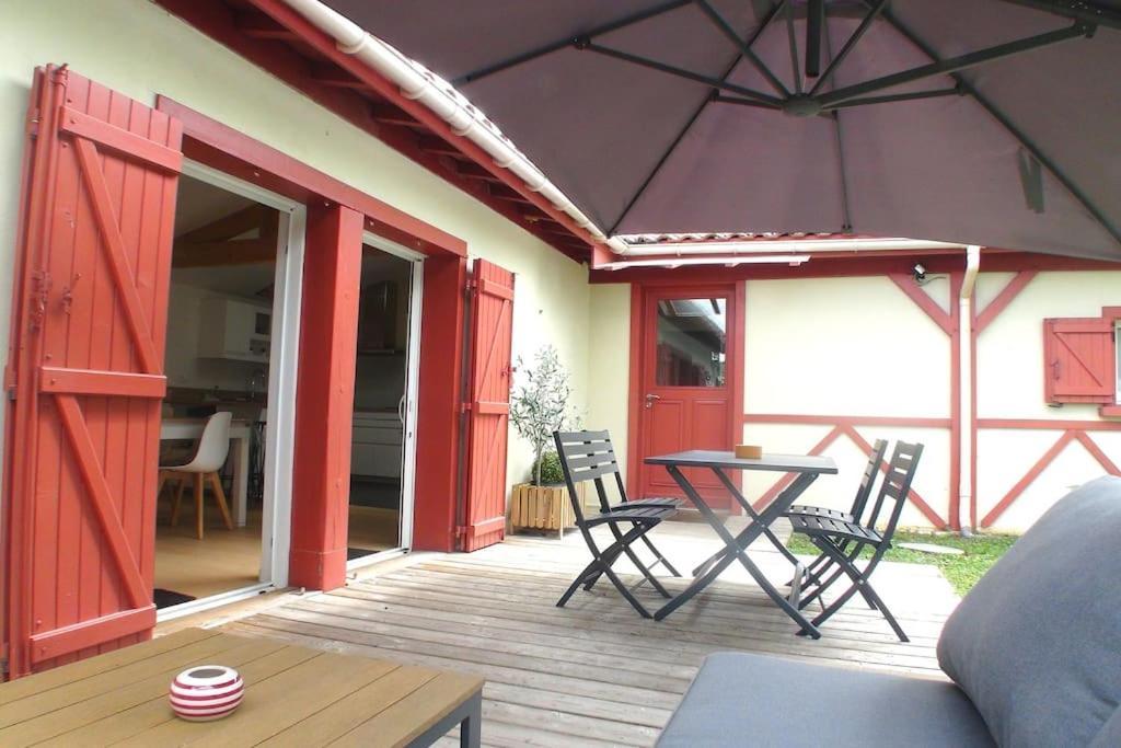 Maison Esprit Des Lois La Brede Exteriör bild