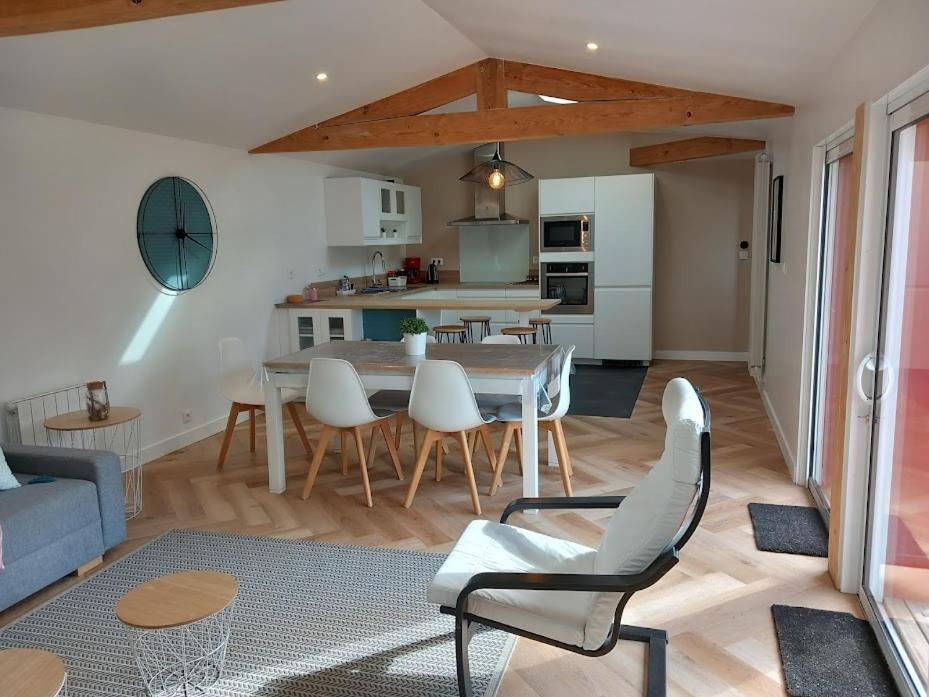 Maison Esprit Des Lois La Brede Exteriör bild